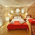 Asma Alti Cave Hotel