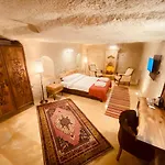 Asma Alti Cave *