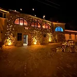 Asma Alti Cave Hotel