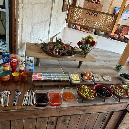 Asma Alti Cave * Nar