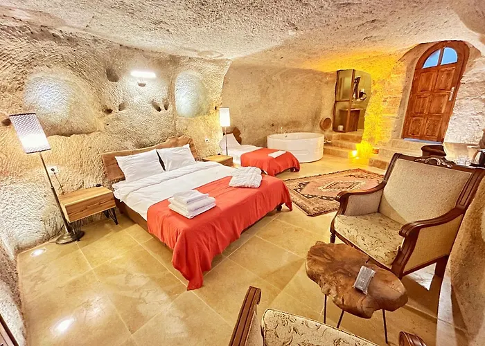 Asma Alti Cave * Nar